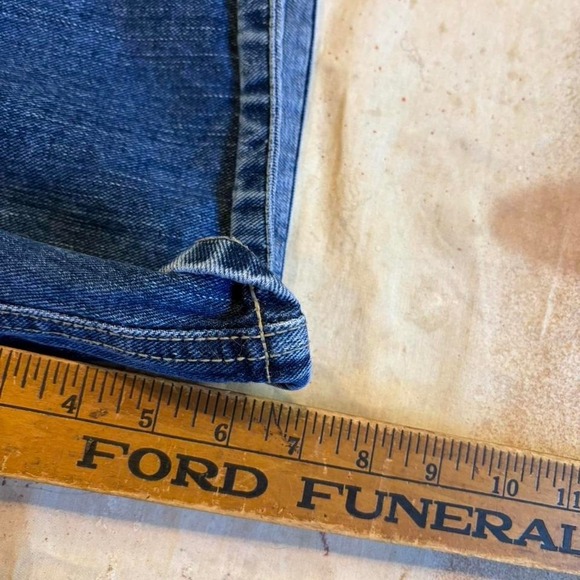 Essential St. John's Bay High-Waited Denim Shorts - Picture 5 of 5